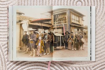 Japan 1900. A portrait in colour, Dobson Sebastian Arque Sabine купить книгу в Либроруме